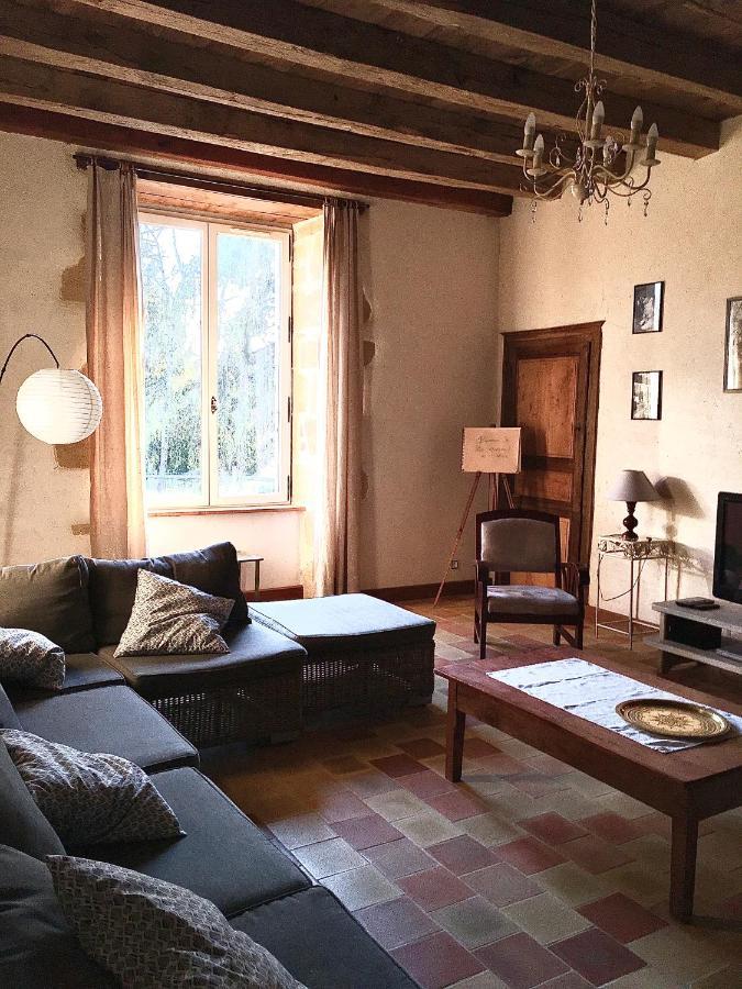 "La Maison De Villars" Au Coeur De La Nature Pressac Екстер'єр фото